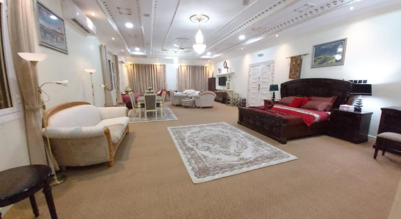 Sur Bandar Al Ayjah Hotel Apartments Экстерьер фото