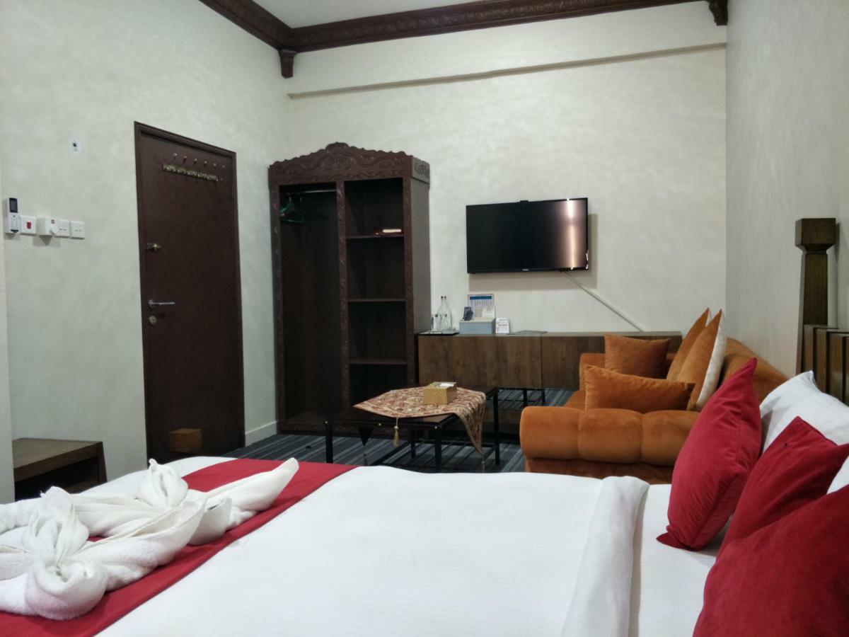 Sur Bandar Al Ayjah Hotel Apartments Экстерьер фото