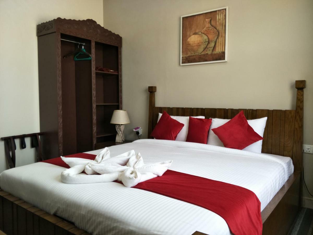 Sur Bandar Al Ayjah Hotel Apartments Экстерьер фото
