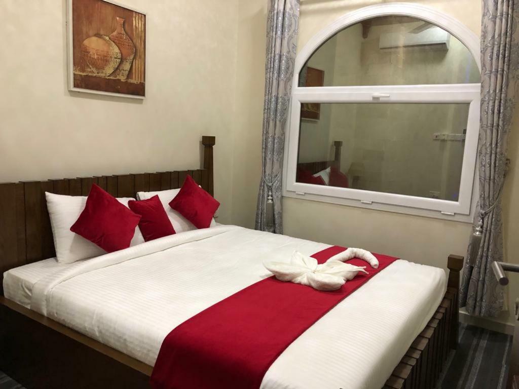 Sur Bandar Al Ayjah Hotel Apartments Экстерьер фото